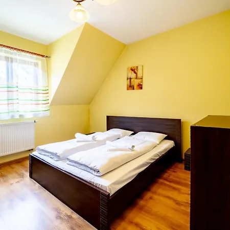 Mysliwska, Sun & Snow *