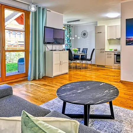 Mysliwska, Sun & Snow * קרפאז'