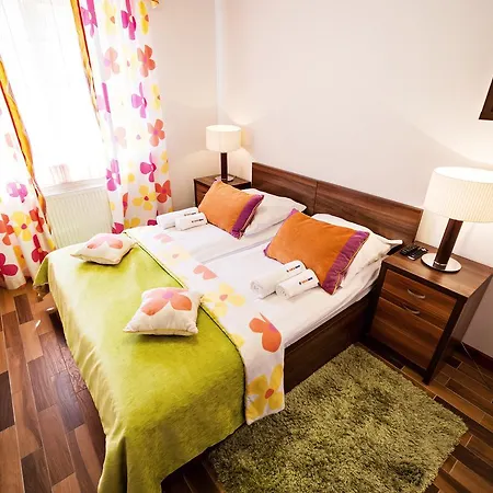 Mysliwska, Sun & Snow קרפאז'