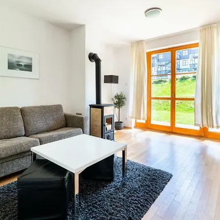 Mysliwska, Sun & Snow קרפאז'