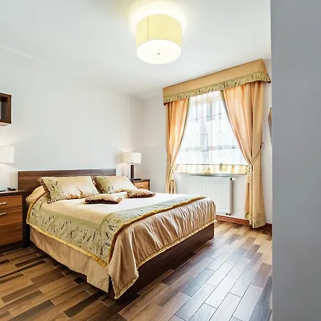 Mysliwska, Sun & Snow * Karpacz