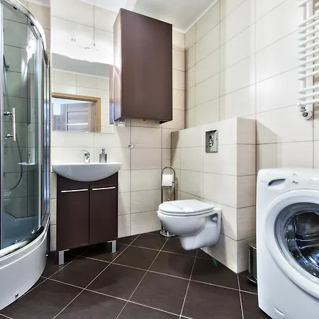 Mysliwska, Sun & Snow *