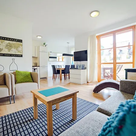 Mysliwska, Sun & Snow *