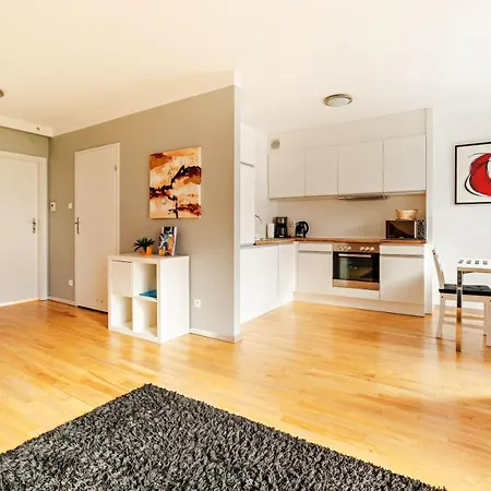 Mysliwska, Sun & Snow