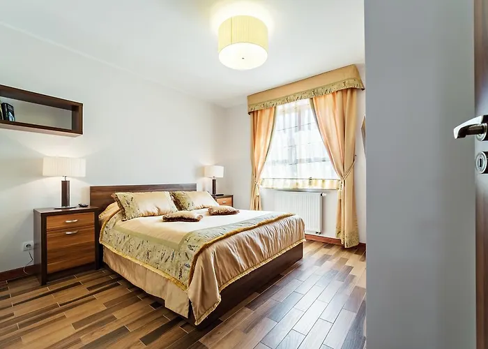 Mysliwska, Sun & Snow * Карпач